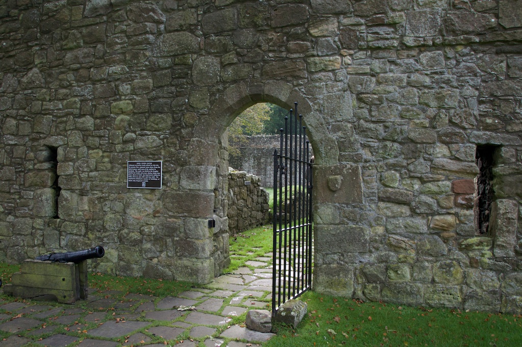 Loch Leven Castle (Jo) 47
